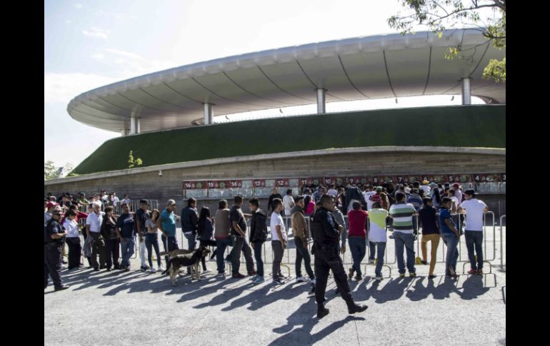 Mucha gente se quedó sin poder adquirir sus entradas. EL INFORMADOR / R. Tamayo