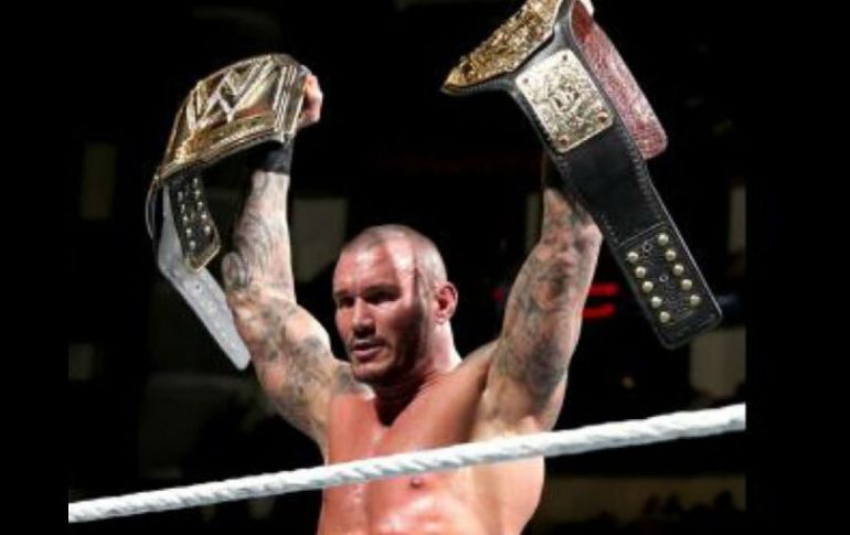 La WWE realizará tres funciones en México. TWITTER / @RandyOrton