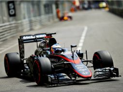 Fernando Alonso (McLaren) queda eliminado en la segunda ronda de clasificación (Q2) del Gran Premio de Mónaco. EFE / S. Suki