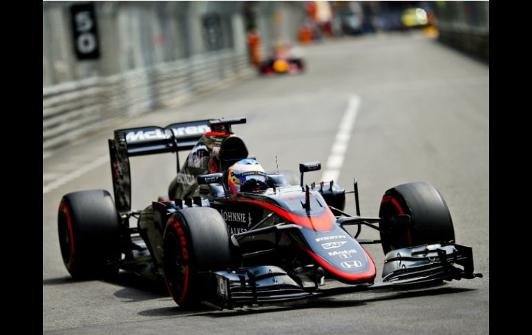 Fernando Alonso (McLaren) queda eliminado en la segunda ronda de clasificación (Q2) del Gran Premio de Mónaco. EFE / S. Suki