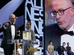 En la imagen, el cineasta Jacques Audiard al recibir el galardón. AP / L. Cironneau