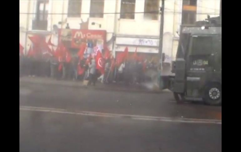 Se pudo acreditar la responsabilidad directa de dos agentes en las lesiones que sufrió la estudiante. YOUTUBE / Cámara Obrera Insurgente