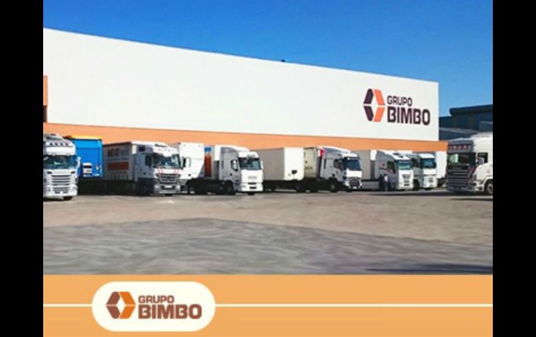 La fábrica cuenta con el horno de pan más grande del mundo, al medir más de 50 metros de largo y cinco de ancho. TWITTER / @Grupo_Bimbo