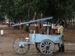 Afirman que son cerca de 10 millones de personas que no tienen hogar ni acceso a agua. EFE / D. Solanki