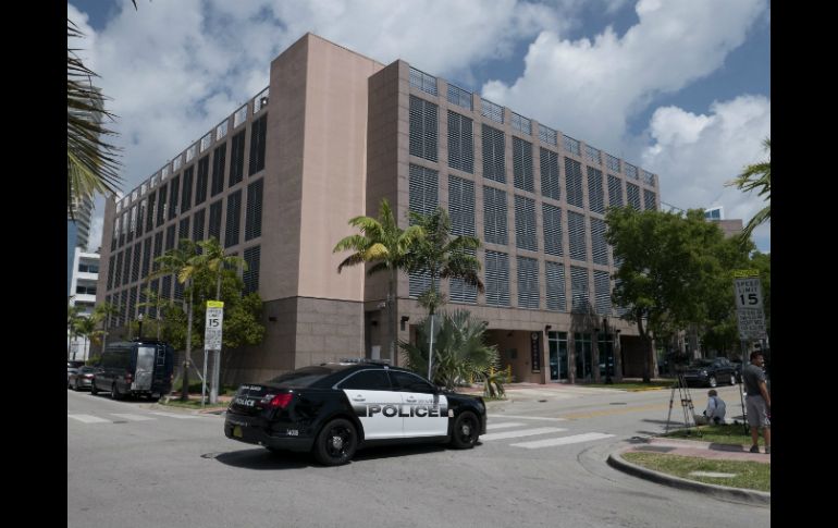 En el marco de la investigación por el caso FIFA, agentes del FBI registraron las oficinas de la CONCACAF en Miami Beach. EFE / C. Herrera