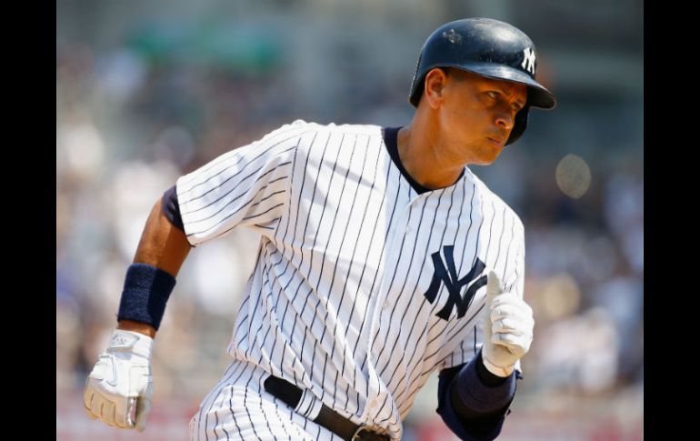 El cuadrangular, el cual le dio a los Yankees la ventaja de 4-1, fue el 665 bambinazo de Rodríguez en Grandes Ligas. AFP / A. Bello