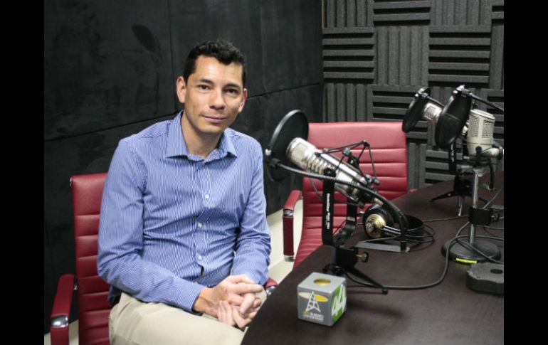 Ricardo Salazar, subdirector de Radio UDG, señala que en lo que resta del año trabajarán en la producción de programas para web. EL INFORMADOR / ARCHIVO