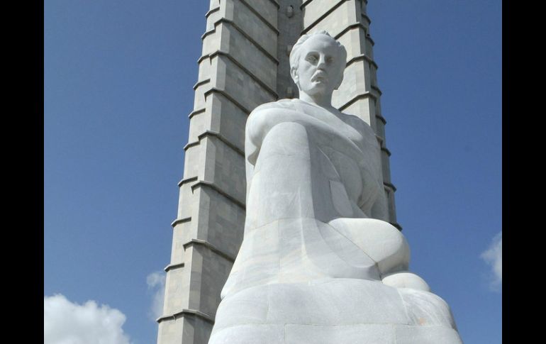 El monumento a José Martí se ubica en la capital cubana, en la Plaza de la Revolución. NTX / ARCHIVO