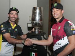 Los pilotos Ruben Pardo y Luis Felipe Montaño participaron en  la presentación de la México PRO Series 240. NTX / C. Pacheco