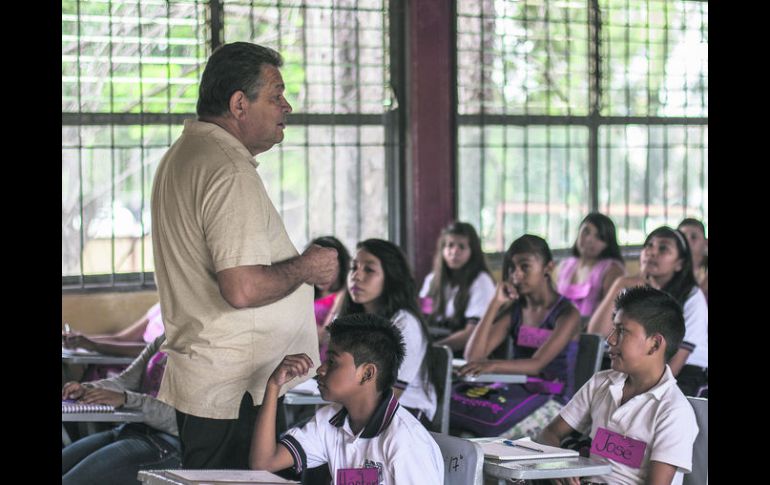 Afectados. Los niños son los primeros y más perjudicados ante la suspensión de la evaluación docente. EL INFORMADOR /