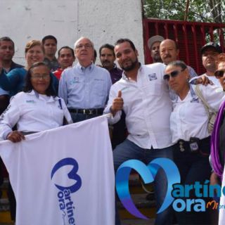Martínez Mora promete más servicios públicos en colonias