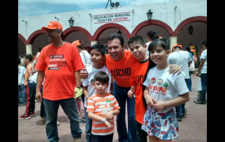 Este programa que creó Lemus permitía a los pequeños tener diversas actividades de música, pintura, entre otros. TWITTER / @PabloLemusN