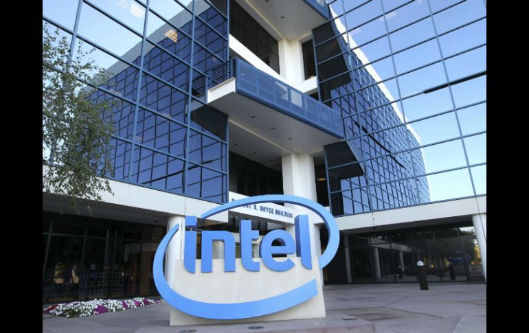 Esta operación podría ser anunciada este lunes y sería la mayor compra realizada hasta ahora por Intel. EFE / ARCHIVO