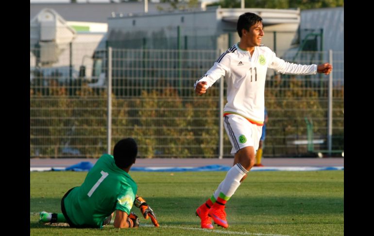 Cisneros fue la figura en el último duelo al anotar dos goles. AP / ARCHIVO