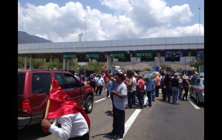 Los manifestantes piden disculpas a la población por las molestias que sus actividades ocasionan. NTX / ARCHIVO