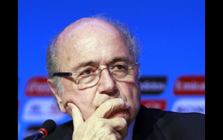 Blatter anunció su renuncia tras una semana de escándalos por corrupción dentro del órgano. NTX / J. Arciga