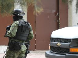 Personal de la Sedena retiró un artefacto explosivo en el estacionamiento de un polideportivo poco después de las 13:00 horas. EL INFORMADOR / ARCHIVO