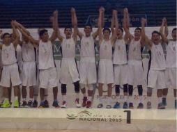 El equipo de Jalisco logró anotar 26 puntos seguidos y eso le valió ganar la final se la Sub-17 de basquetbol en la ON. TWITTER / @CODEJALISCO