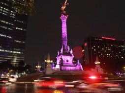 La actividad es parte del evento 'Iluminando la Ciudad de México por la Democracia'. SUN / A. Hernández