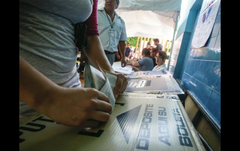 Autoridades electorales se congratulan de cómo fluyó la jornada. EL INFORMADOR / A. García