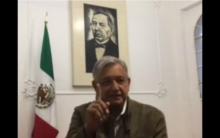 ''En 2018 vamos a triunfar, la tercera es la vencida'', asegura el tabasqueño. FACEBOOK / Andres Manuel Lopez Obrador