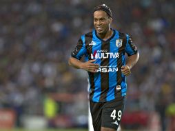 Ronaldinho todavía tiene un año de contrato con la institución. MEXSPORT / ARCHIVO