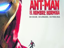 Ant-Man, sobre el hombro de Iron Man, en una de las imágenes promocionales. ESPECIAL / Marvel studios