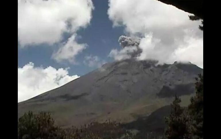 La explosión más importante del volcán es detectada a las 05:49 horas. TWITTER / @LUISFELIPE_P