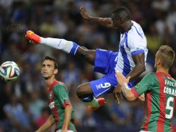 El colombiano Martínez en acción de un partido de la liga de portugal la campaña pasada. AFP / M.Riopa