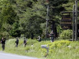 Los elementos peinan los campos y bosques de Adirondack, varios kilómetros a la redonda del correccional Clinton, cerca de Canadá. AP / M. Groll