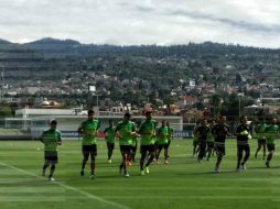 La Selección trabajó a doble sesión de cara a su participación en la Copa Oro 2015. TWITTER / @miseleccionmx