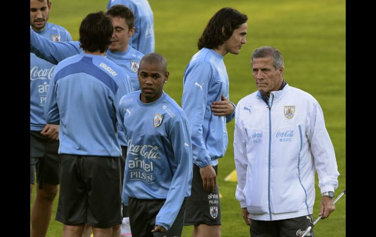 Óscar Tabárez, DT charrúa, defiende su estilo: 'defender no es mala palabra'. AFP / J. Mabromata