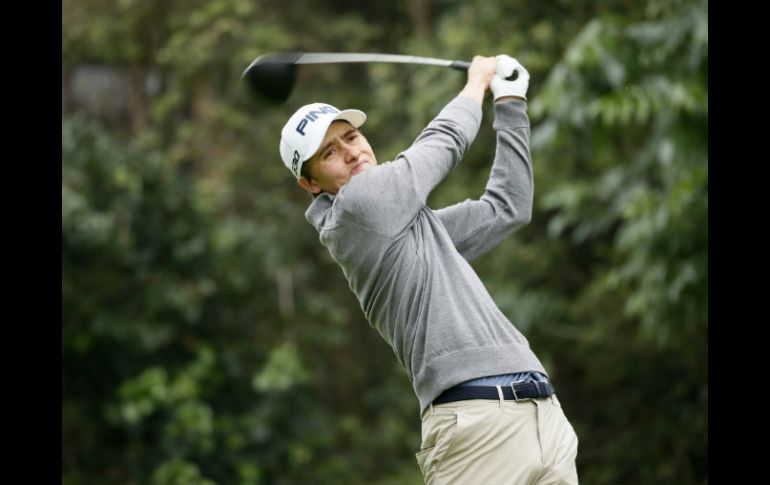 Para jugar el Abierto Británico, la ruta más corta es terminar entre los primeros 12 en el Travelers Championship. AP / ARCHIVO