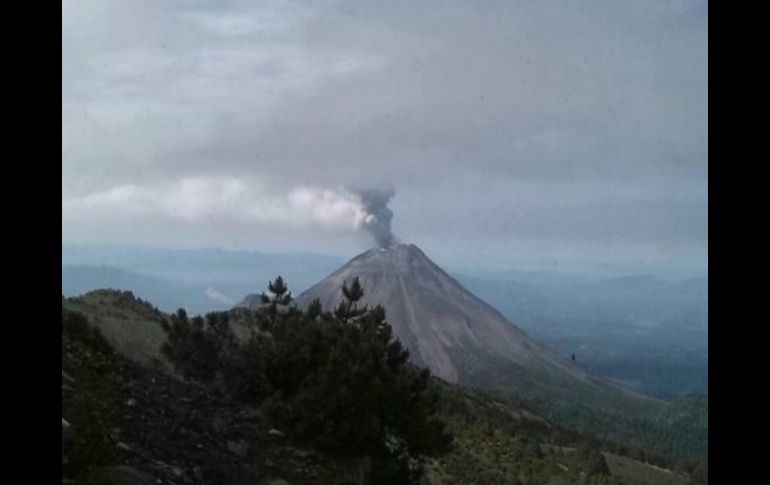 Protección Civil notifica sobre una exhalación con emisión de ceniza en dirección al este. TWITTER / ‏@PCJalisco