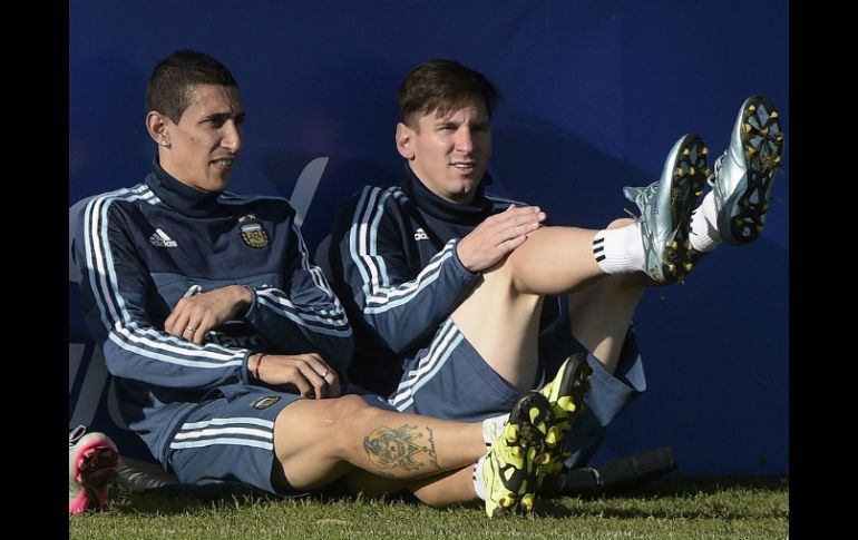 ''No ganar algo con esta Selección, teniendo estos jugadores, con esta generación, va a ser duro'', asegura Di María (i). AFP / J. Mabromata