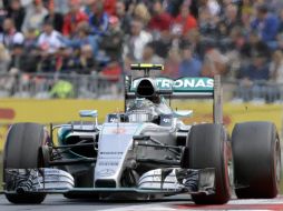 Rosberg logró su tercer triunfo del año. EFE / H. Klaus