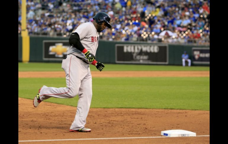 David Ortiz pegó dos veces en cuatro viajes a la caja de bateo y remolcó dos carreras. AP / C. Braley