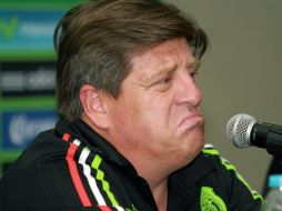 El técnico Miguel Herrera ha sido muy criticado tras Copa América y la eliminación. AFP / ARCHIVO