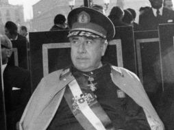 La dictadura de Augusto Pinochet dejó un saldo en Chile de más de  tres mil muertos, mil 192 aún desaparecidos. EL INFORMADOR / ARCHIVO