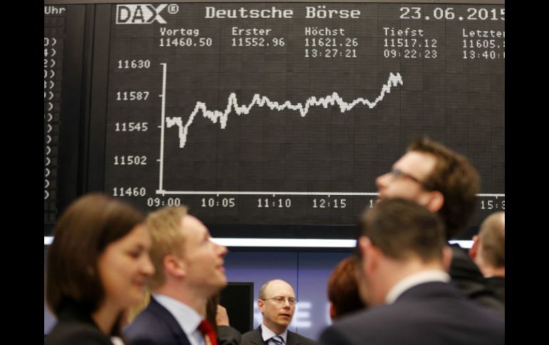 El Dax de Alemania perdió 0.62 por ciento, la bolsa de Francia 0.24 por ciento y el Ibex de España 0.71 por ciento. AP / M. Probst