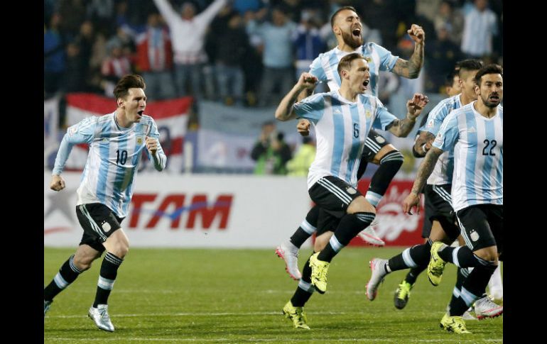 Argentina enfrentará el martes al ganador de Brasil-Paraguay. EFE / J. Cárdenas