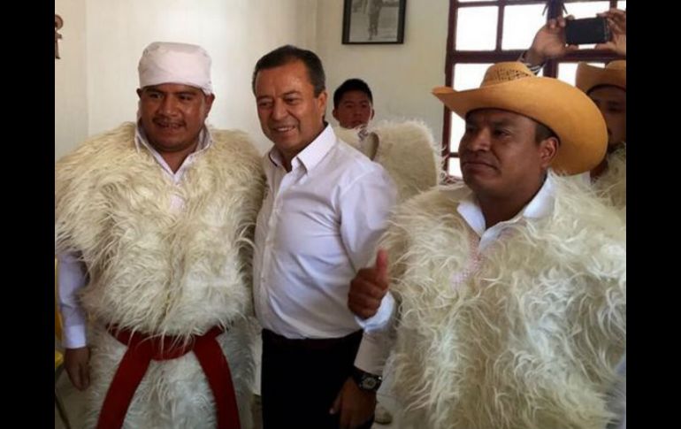 El líder priista realizó una gira de trabajo en Chiapas con los demás legisladores chiapanecos electos. TWITTER / @CCQ_PRI