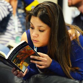 Cuatro libros, promedio de lectura de población alfabeta en México