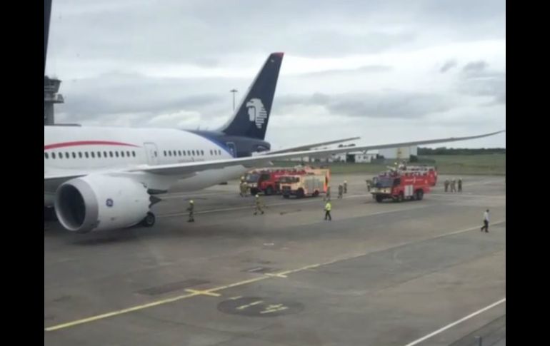 La aerolínea reportó que se efectuó la revisión del compartimento de carga, sin detectar indicio alguno de fuego. INSTAGRAM / alan_pulido17