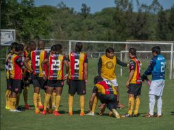 La escuadra de la UdeG se enfrentará este sábado a Coras Tepic en La Primavera como parte de su pretemporada. TWITTER / @LeonesNegrosCF