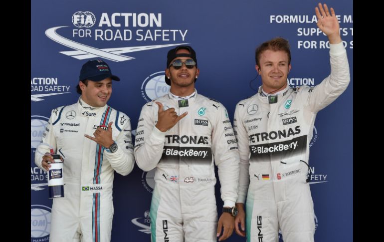 De izquierda a derecha, Felipe Massa, Lewis Hamilton y Nico Rosberg. AFP / A. Isakovic