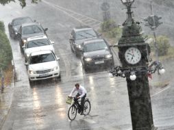 El incremento de lluvias extremas coincide con el aumento de temperatura en la capa inferior de la atmósfera debido al cambio climático EFE / ARCHIVO