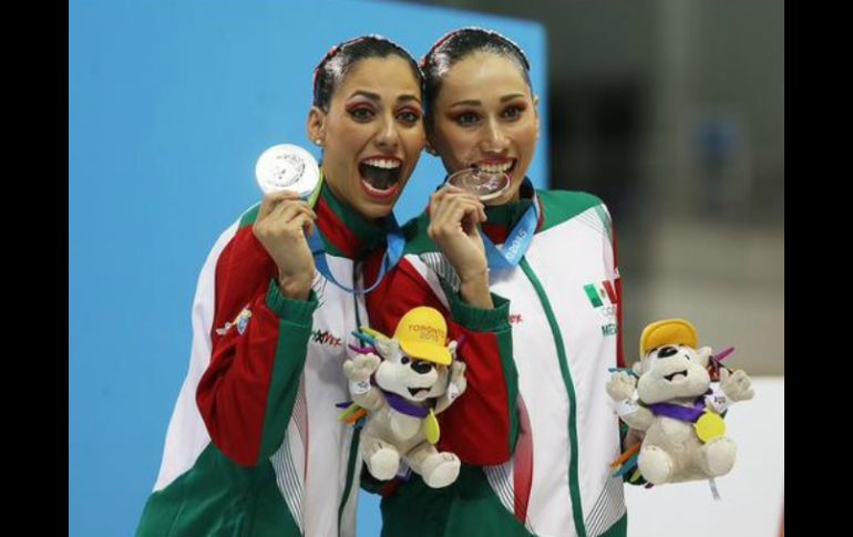 Nuria Diosdado y Karem Achach dan a México la segunda medalla de plata en los Juegos Panamericanos Toronto 2015. TWITTER / @CONADE