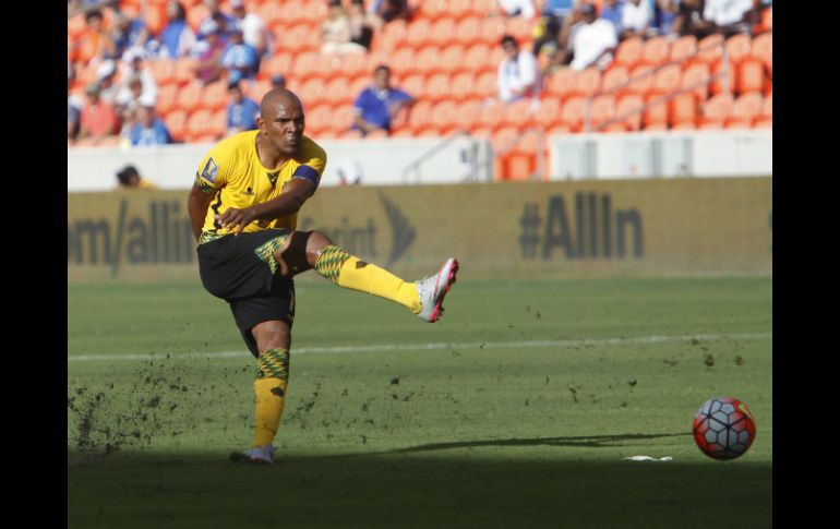 Rodolph Austin se convirtió en el héroe del combinado isleño al anotar el gol del triunfo. AFP / D. Kramer