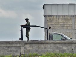 En la prisión hay militares resguardando la zona. AFP / Y. Cortez